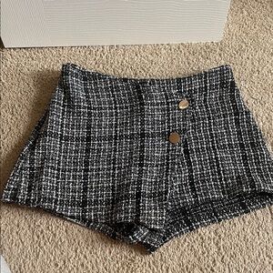 SHEIN Black and White Tweed Mini Skirt